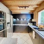 De Standing 12 Personnes Chalet *