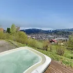 De Standing 12 Personnes Chalet *