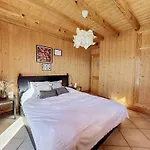 De Standing 12 Personnes Chalet *